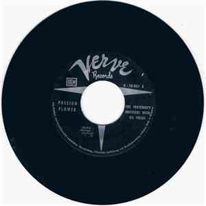 The Fraternity Brothers With Gil Fields - Passion Flower / A Nobody Like Me