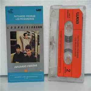 Los Prisioneros - Pateando Piedras