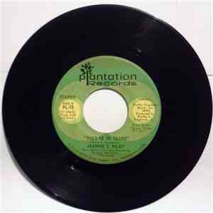 Jeannie C. Riley - Shed Me No Tears / Roses And Thorns