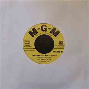 Art Mooney La Sua Orchestra E Coro - Underneath The Arches / Wha - Chi - Bam - Ba
