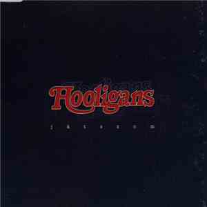Hooligans - Játszom