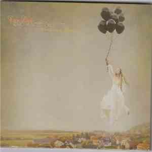 Circe Link - Enchanted Objects And Ordinary Things