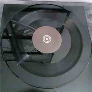 Sam Binga Feat Warrior Queen / Pev & Kowton - Wasted Days / End Point Remixes