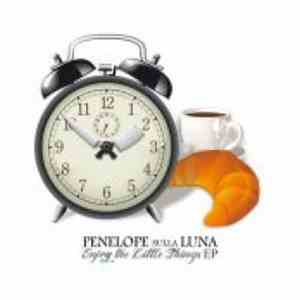 Penelope Sulla Luna - Enjoy the little things