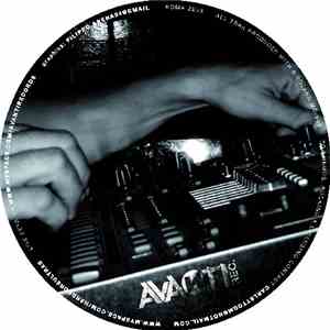 The Qualunquist - Avanti 02