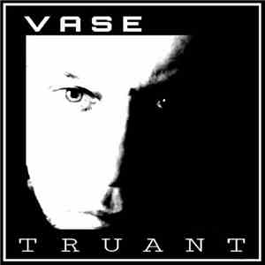Vase - Truant